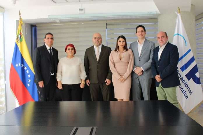 Venezuela fortalece oferta turística con acuerdos en materia hotelera