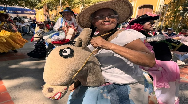 Miranda celebra el Día del Artista Nacional con tomas culturales