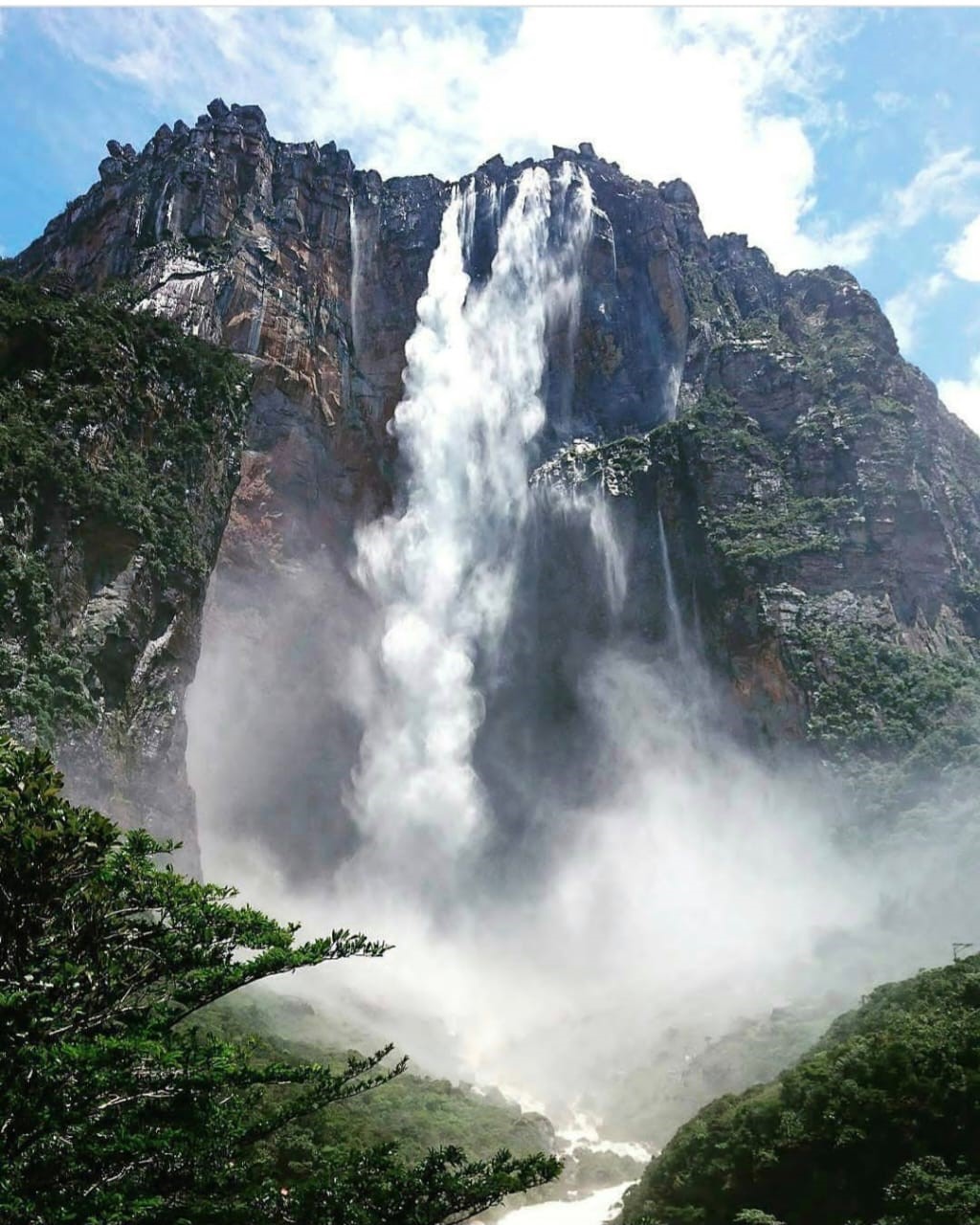 Salto Ángel brilla entre los destinos más bellos del mundo